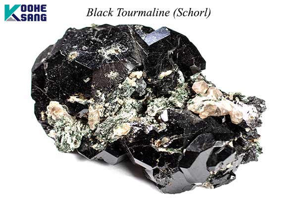 سنگ تورمالین مشکی (شورل)